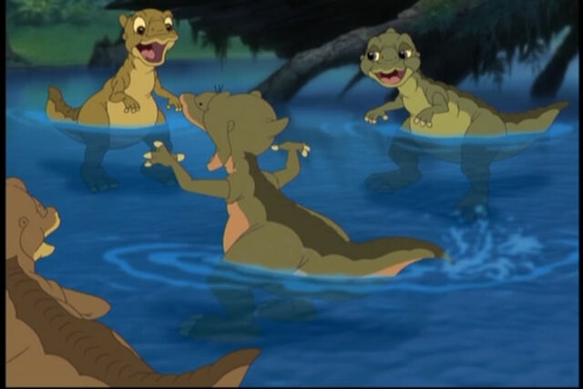 File:Ducky & Siblings.jpg
