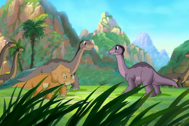 File:Ali & Littlefoot.jpg