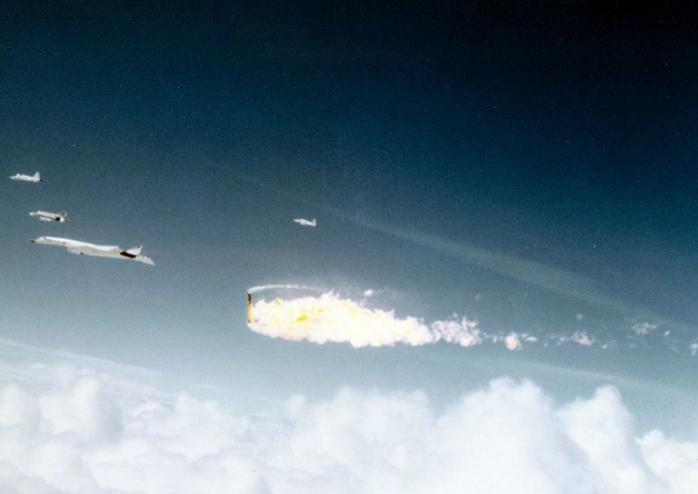File:Xb70 crash.png