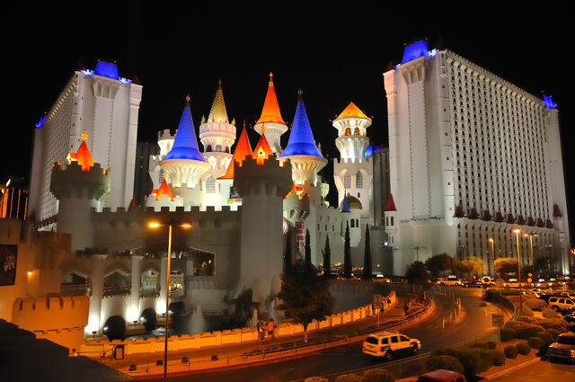 File:Excalibur Exterior.jpg