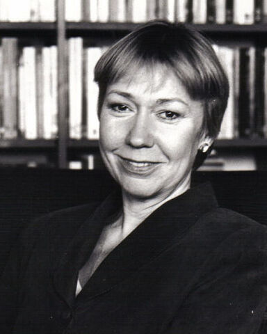 Fichier:Gabrielle Lloyd.jpg