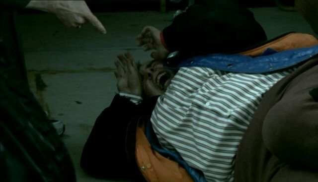 File:Lisgoe attacks Barry Baggs.jpg