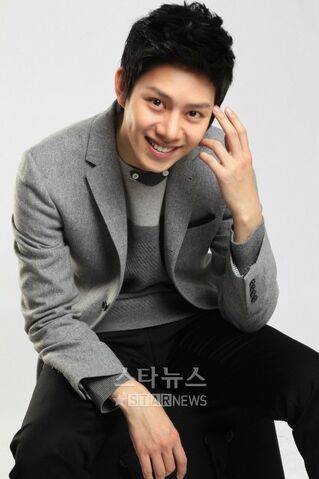 File:20110118 heechul 2.jpg