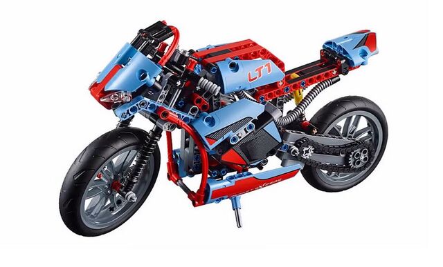 File:Lego-technic-2015-street-motorcycle-42036-1.jpg