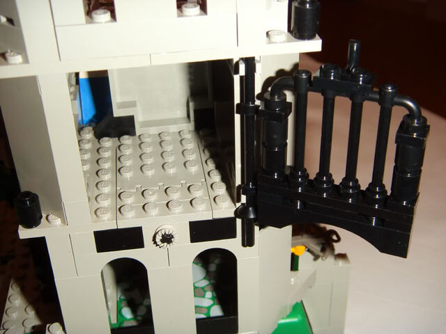 File:6081 Jail Door.jpg