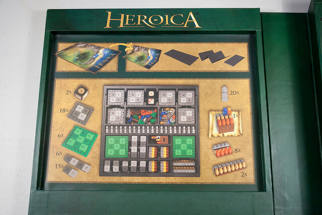File:Heroicabox-6.jpg