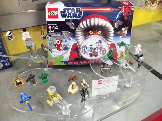 File:Lego star wars figures.jpg