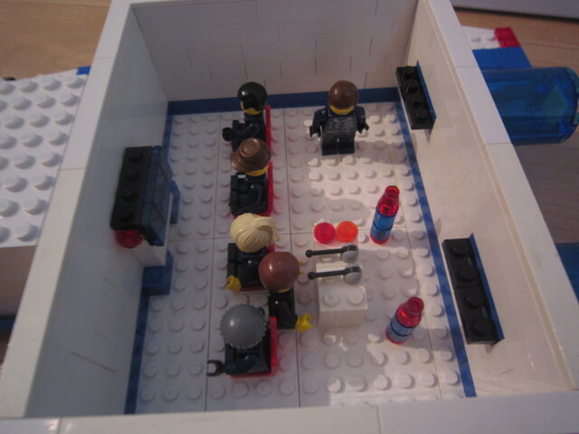 File:LEGO Today 081.jpg