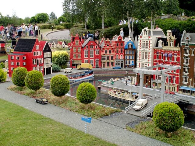 File:Lego Amsterdam 2.jpg
