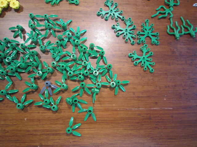 File:LEGO Today 092.jpg