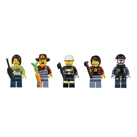 File:70813-minifigures.jpg