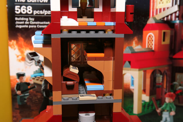 File:Burrowtoyfair5.jpeg
