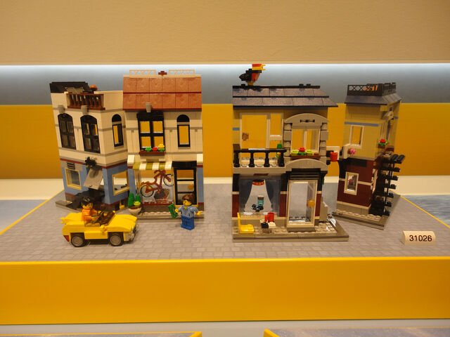 File:Creatorbuildings2014set.jpg