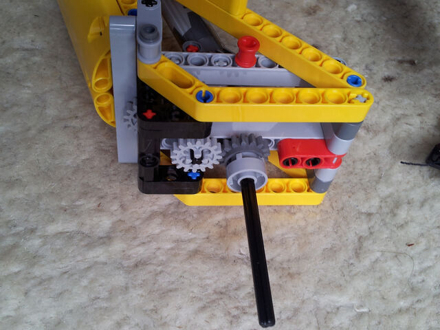 File:Crane-transmission.jpg