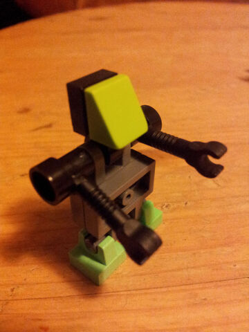 File:Picobot35x.jpg