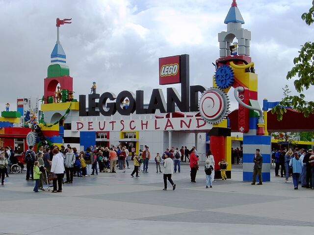 File:Legoland Deutschland-1-.jpg