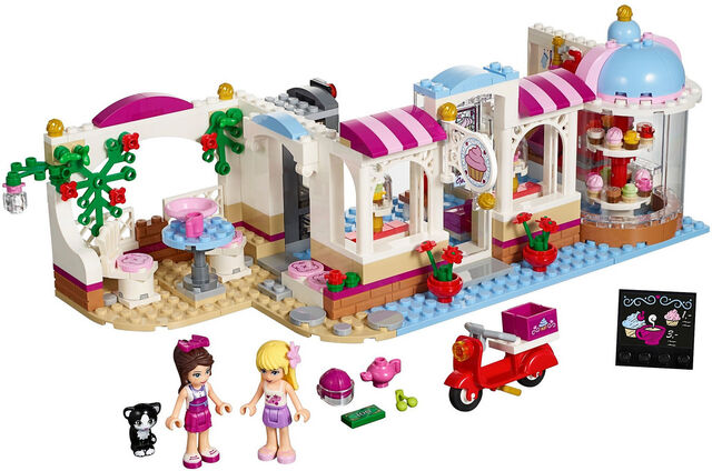 File:LEGO-Friends-Heartlake-Cupcake-Cafe-set-build.jpg