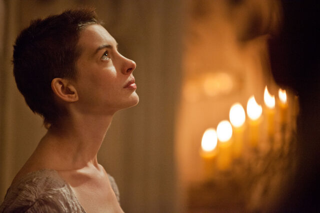 File:Anne-hathaway-les-miserables-image.jpg