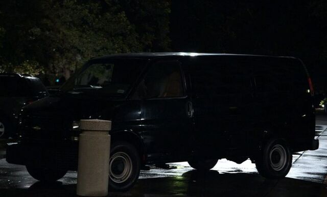 File:Black Van.jpg