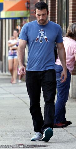 File:Ben-affleck-levis11.jpeg