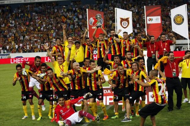 Archivo:UDGCampeónAscenso.jpg