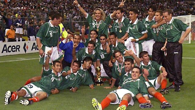 Archivo:MEXTeam2000.jpg