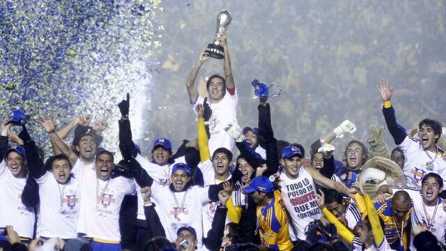 Archivo:Tigres 2011.jpg