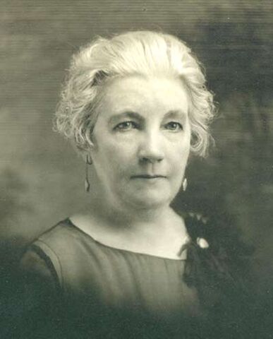 File:Lauraingallswilder70.jpg