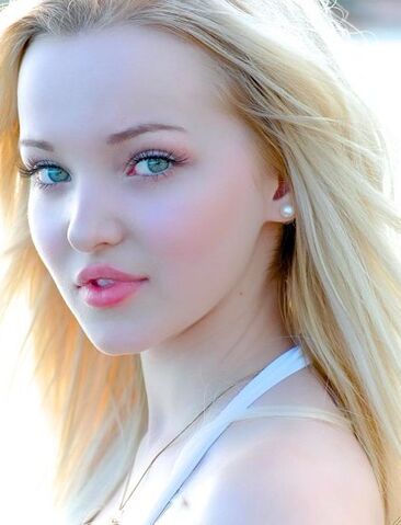 File:Dove Cameron2.jpg