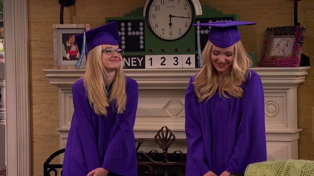 File:Liv and Maddie 1.jpg