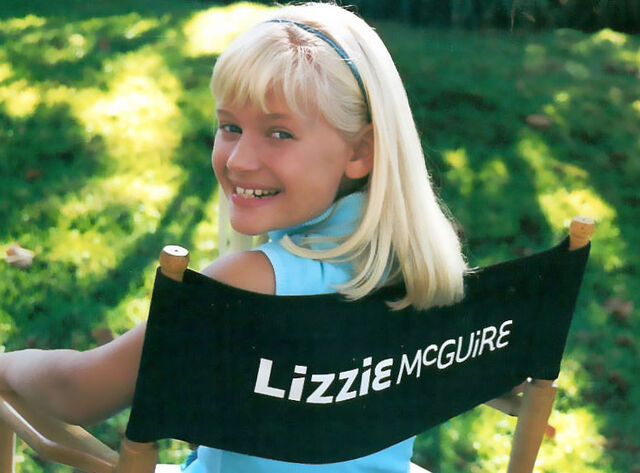 File:Carly lizzie.jpg