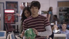 Teen-Wolf-1x03-Pack-Mentality-scott-and-allison-23324991-600-337.jpg