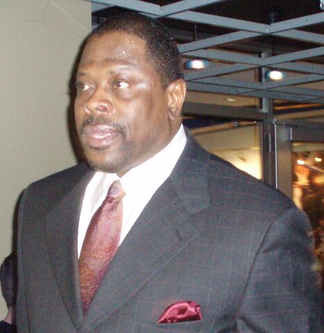 File:Patrick Ewing Magic cropped.jpg
