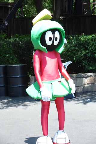 File:MarvinTheMartian-3882.jpg