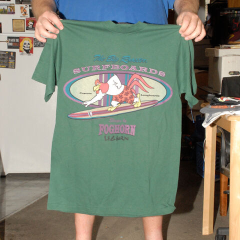 File:FOGHORN LEGHORN SURFBOARDS T SHIRT LOONEY TUNES 1990'S MINT LARGE VINTAGE.jpg