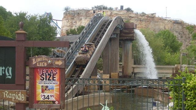 File:10 bugs water ride.jpg