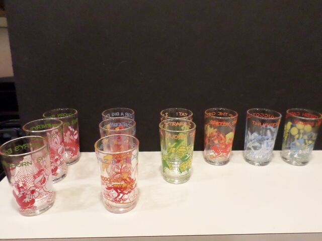 File:Welch's 1974 Jelly Jars.jpg