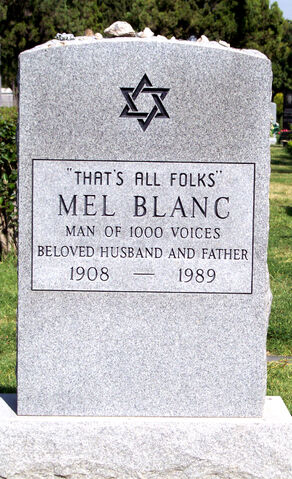 File:Mel Blanc 4-15-05.jpg