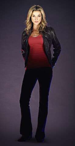 File:Lauren infobox S2.jpg