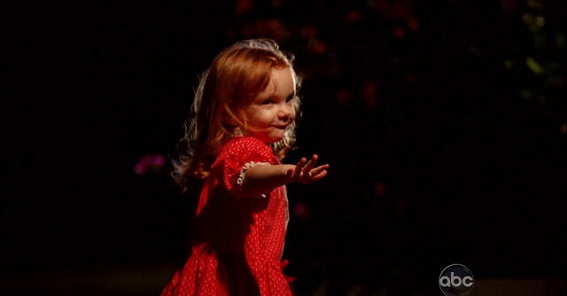File:LittleCharlotteWaves.jpg