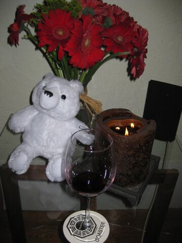 File:PolarBearPrizeForBestFinalePrediction.jpg