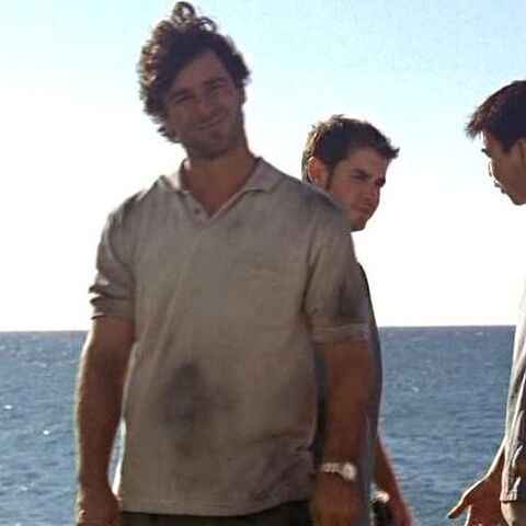 File:Craig-1x04.jpg