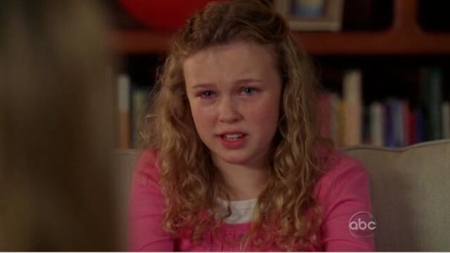 File:Young Juliet.jpg