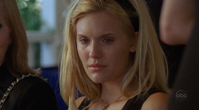Archivo:2x06 ShannonFlash.jpg