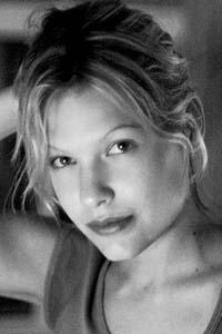 Ficheiro:Kiele-sanchez-lost.jpg