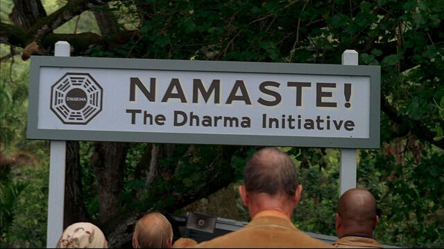 File:3x20 namaste sign.jpg