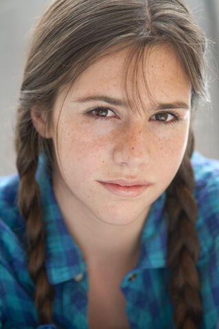 Archivo:Savannah Lathem.jpg