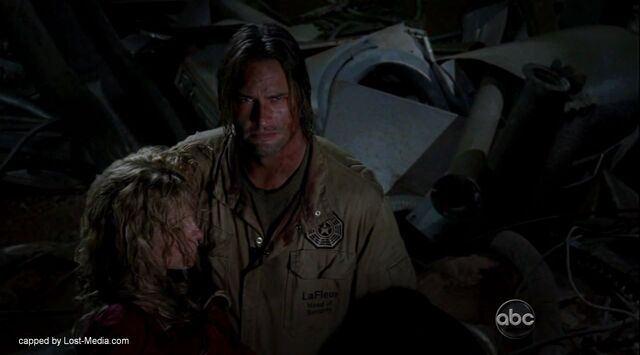 Archivo:601-sawyer-juliet-02.jpg