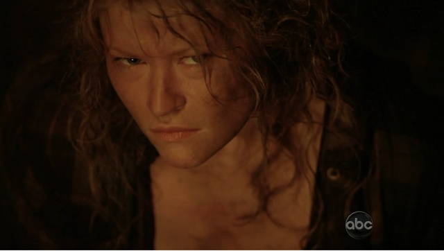 Archivo:Claire 6x06.png