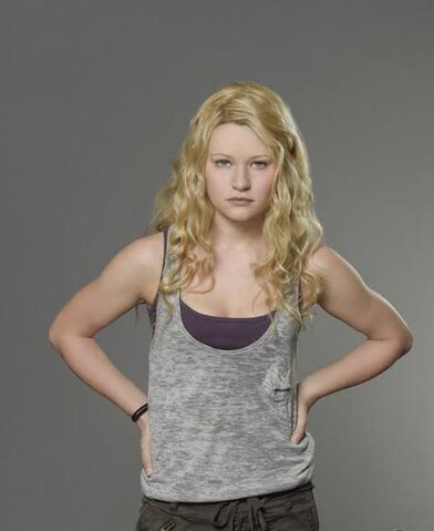 Ficheiro:Claireseason6.jpg